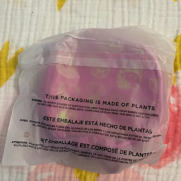 Aloha Collection Cutie Icons Hello Kitty NWT (SALE) Price Final - Picture 5 of 5